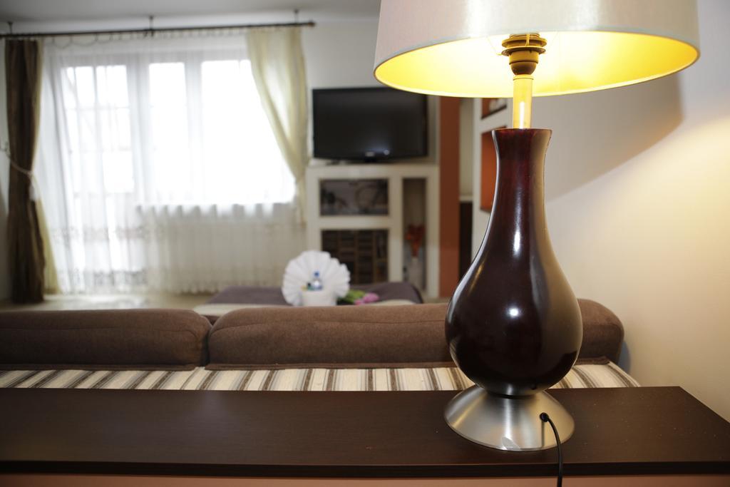 Magnetic Apartment Mehoffera Варшава Экстерьер фото